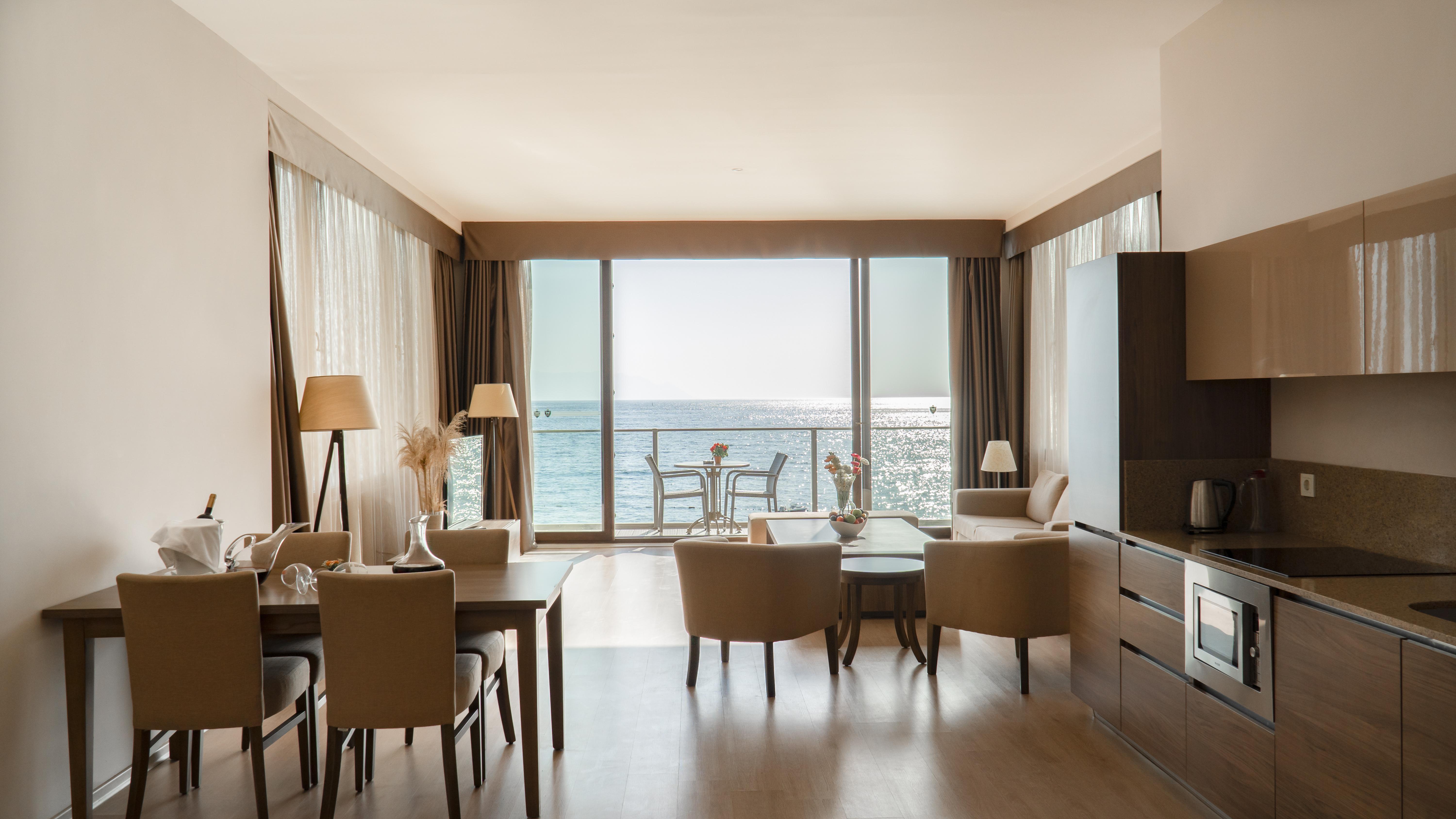 Ladies Beach Suite Hotel (Adults Only) Kusadası Extérieur photo