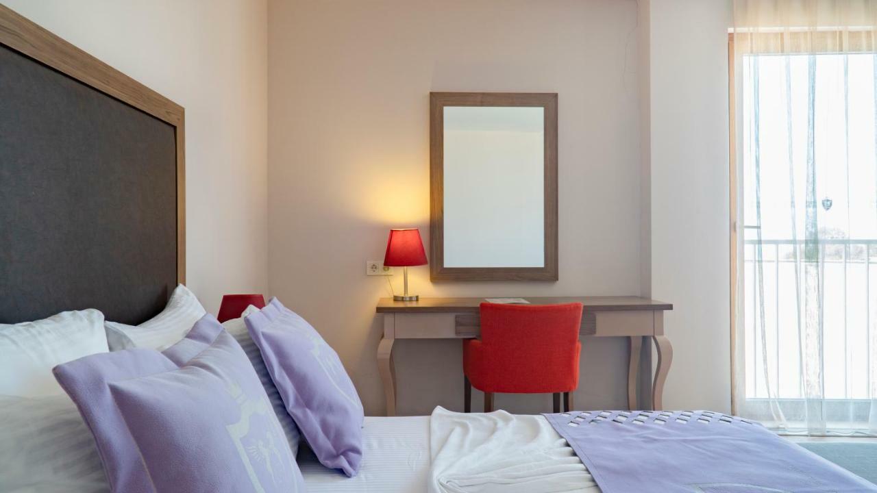 Ladies Beach Suite Hotel (Adults Only) Kusadası Extérieur photo