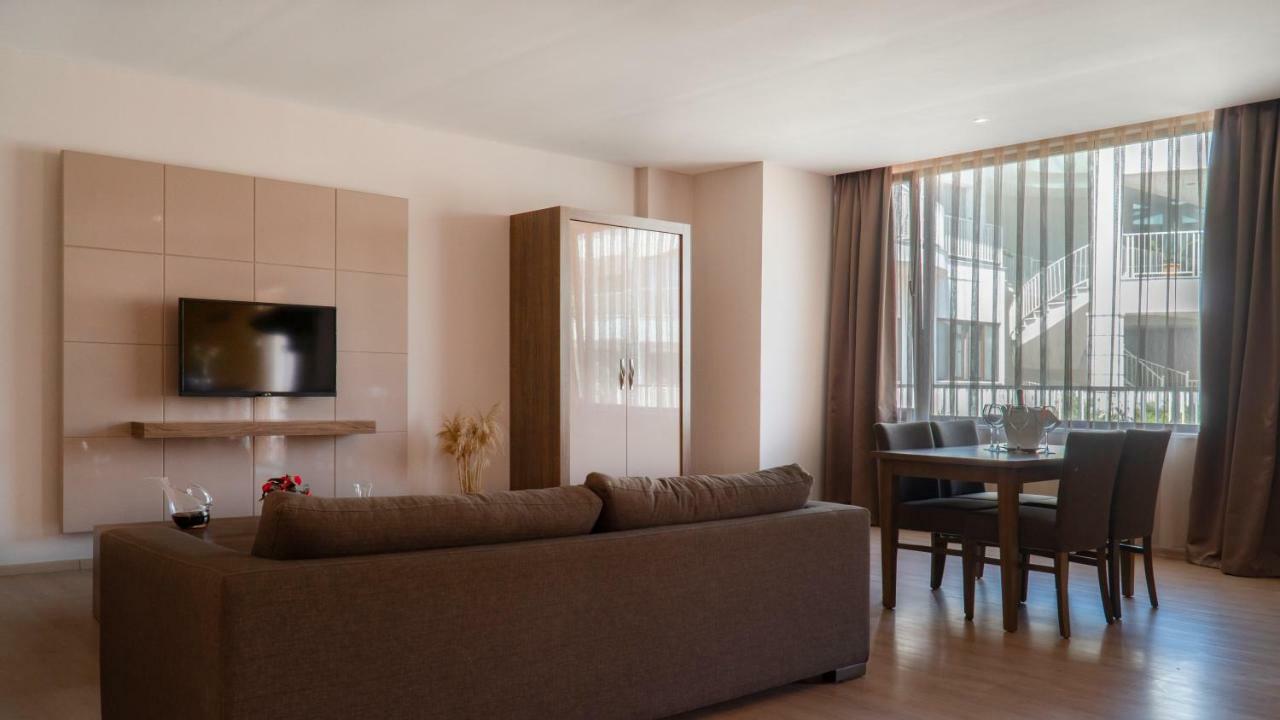 Ladies Beach Suite Hotel (Adults Only) Kusadası Extérieur photo